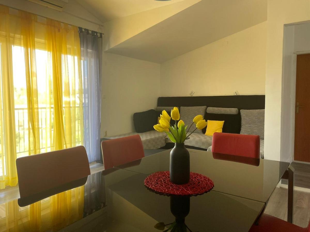 Sweet Apartment In Quiet Part Of Сплит Екстериор снимка