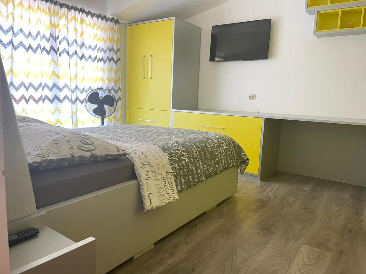Sweet Apartment In Quiet Part Of Сплит Екстериор снимка